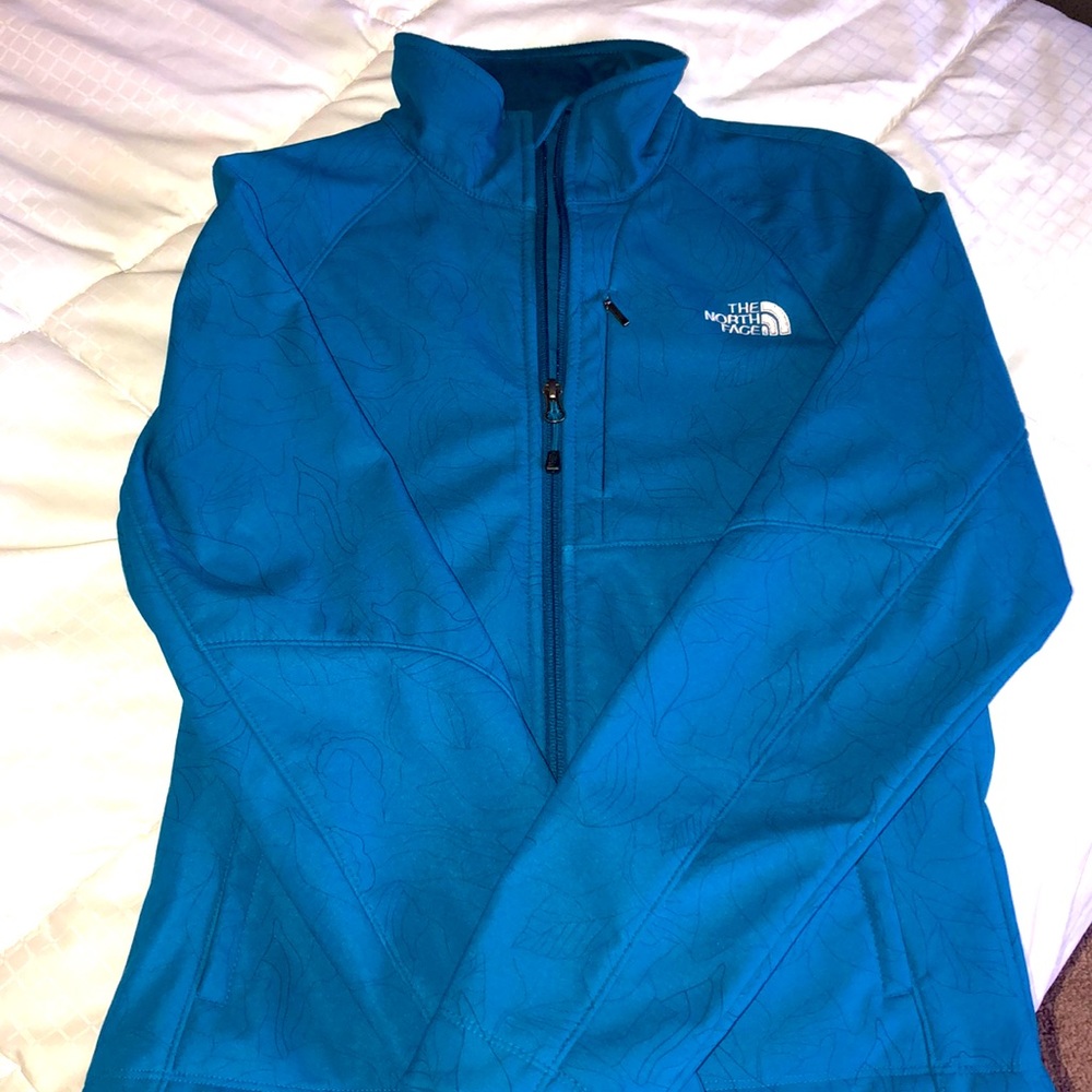 The North Face NWOT Ladies Jacket